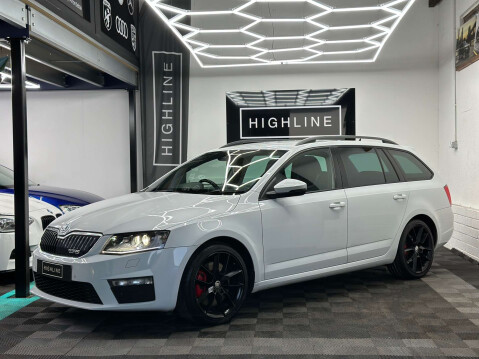 Skoda Octavia 2.0 Octavia vRS TSi Semi-Auto 5dr 6