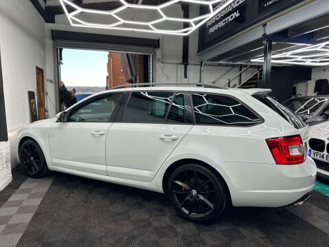 Skoda Octavia 2.0 Octavia vRS TSi Semi-Auto 5dr 11