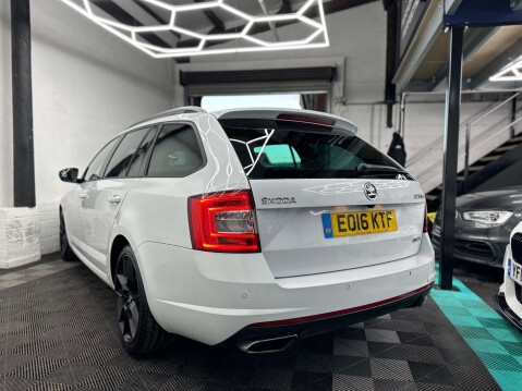 Skoda Octavia 2.0 Octavia vRS TSi Semi-Auto 5dr 12