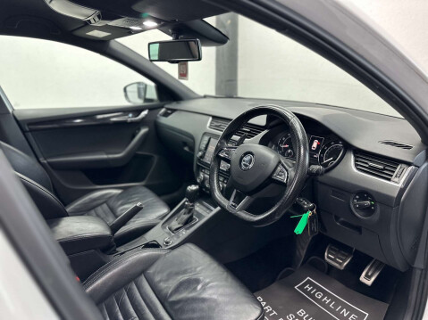 Skoda Octavia 2.0 Octavia vRS TSi Semi-Auto 5dr 14