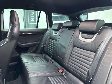 Skoda Octavia 2.0 Octavia vRS TSi Semi-Auto 5dr 42