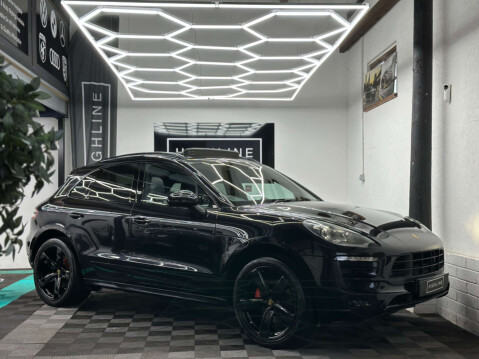 Porsche Macan 2.0 Macan Semi-Auto 4WD 5dr 3