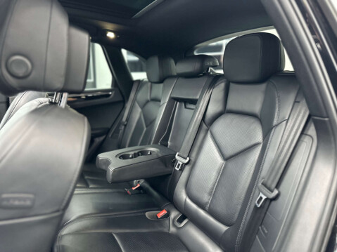Porsche Macan 2.0 Macan Semi-Auto 4WD 5dr 52