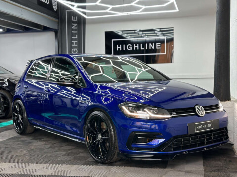Volkswagen Golf 2.0 Golf R TSi Semi-Auto 4WD 5dr 4