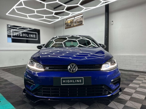 Volkswagen Golf 2.0 Golf R TSi Semi-Auto 4WD 5dr 12