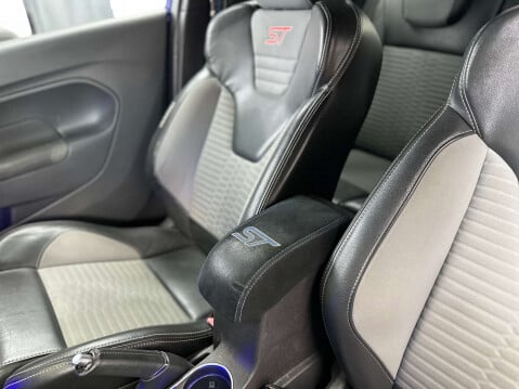 Ford Fiesta 1.6 Fiesta ST-3 T 3dr 31