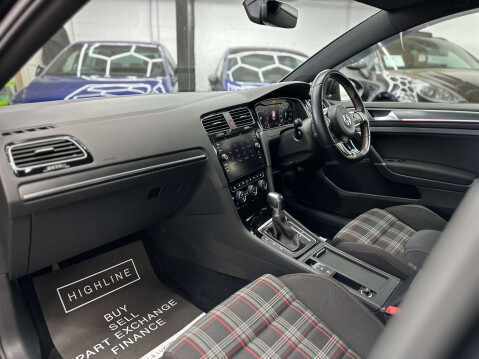 Volkswagen Golf 2.0 Golf GTi TSi Semi-Auto 5dr 45