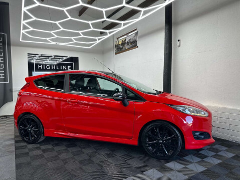Ford Fiesta 1.0 Fiesta Zetec S Red Edition 3dr 4
