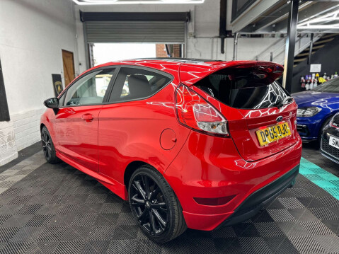 Ford Fiesta 1.0 Fiesta Zetec S Red Edition 3dr 8