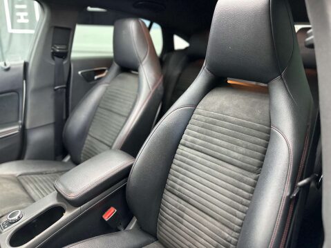 Mercedes-Benz CLA Class 2.1 CLA 200 D AMG Line 5dr 43