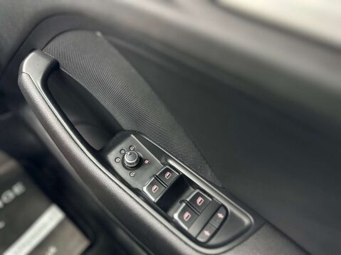 Audi A3 2.0 S3 Sportback Quattro Semi-Auto 4WD 5dr 38