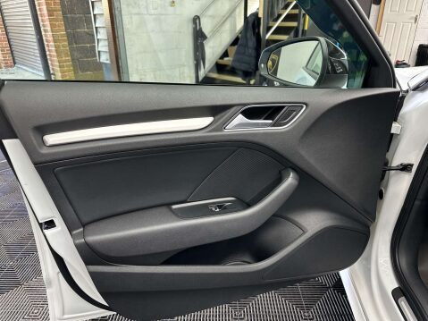 Audi A3 2.0 S3 Sportback Quattro Semi-Auto 4WD 5dr 50