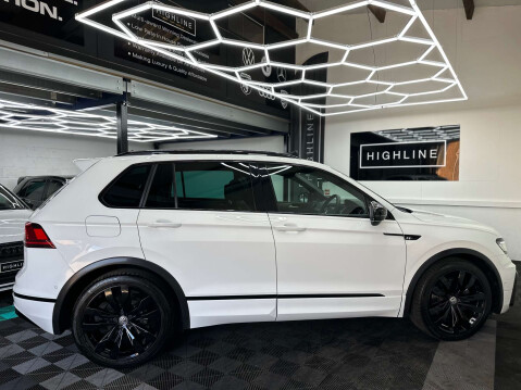 Volkswagen Tiguan 2.0 Tiguan R-Line Tech TSi 4Motion Semi-Auto 4WD 5dr 18