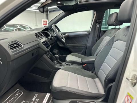 Volkswagen Tiguan 2.0 Tiguan R-Line Tech TSi 4Motion Semi-Auto 4WD 5dr 50