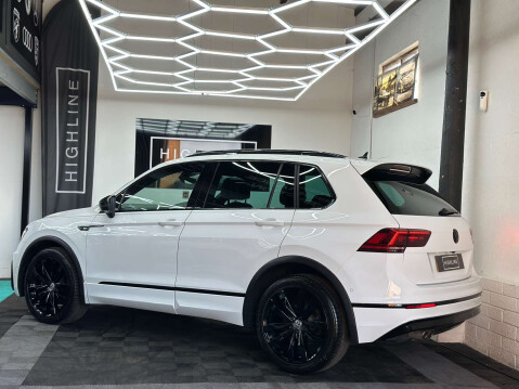 Volkswagen Tiguan 2.0 Tiguan R-Line Tech TSi 4Motion Semi-Auto 4WD 5dr 12