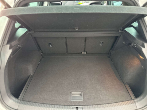 Volkswagen Tiguan 2.0 Tiguan R-Line Tech TSi 4Motion Semi-Auto 4WD 5dr 58