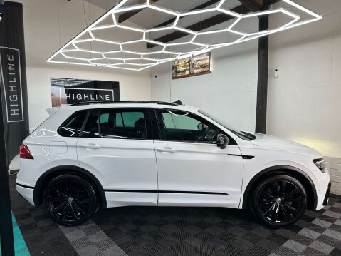 Volkswagen Tiguan 2.0 Tiguan R-Line Tech TSi 4Motion Semi-Auto 4WD 5dr 6