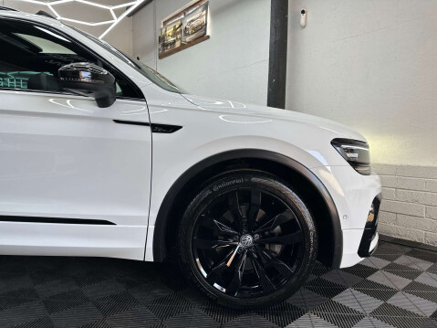 Volkswagen Tiguan 2.0 Tiguan R-Line Tech TSi 4Motion Semi-Auto 4WD 5dr 22
