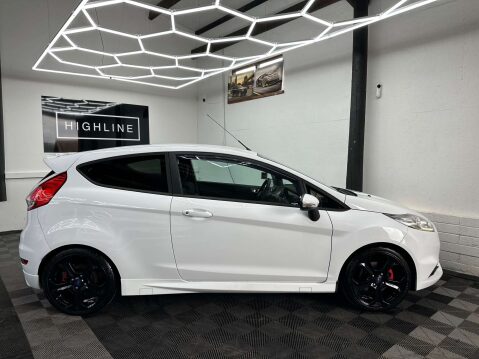 Ford Fiesta 1.6 Fiesta ST-2 T 3dr 6