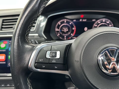 Volkswagen Tiguan 2.0 Tiguan R-Line TSi BlueMotion Technology 4Motion Semi-Auto 4WD 5dr 28