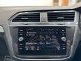Volkswagen Tiguan 2.0 Tiguan R-Line TSi BlueMotion Technology 4Motion Semi-Auto 4WD 5dr 40