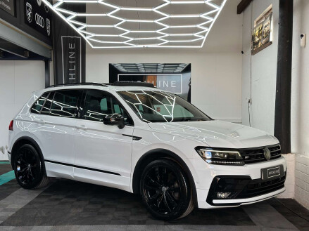 Volkswagen Tiguan 2.0 Tiguan R-Line TSi BlueMotion Technology 4Motion Semi-Auto 4WD 5dr
