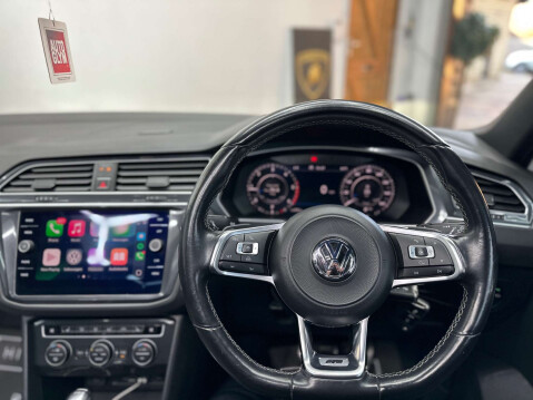 Volkswagen Tiguan 2.0 Tiguan R-Line TSi BlueMotion Technology 4Motion Semi-Auto 4WD 5dr 27