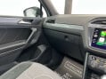 Volkswagen Tiguan 2.0 Tiguan R-Line TSi BlueMotion Technology 4Motion Semi-Auto 4WD 5dr 46