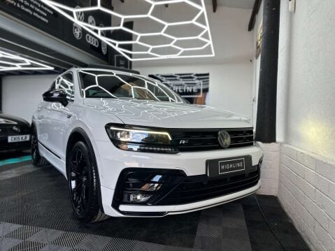 Volkswagen Tiguan 2.0 Tiguan R-Line TSi BlueMotion Technology 4Motion Semi-Auto 4WD 5dr 4