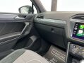 Volkswagen Tiguan 2.0 Tiguan R-Line TSi BlueMotion Technology 4Motion Semi-Auto 4WD 5dr 46