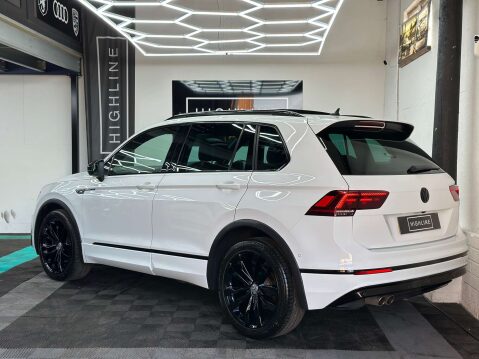 Volkswagen Tiguan 2.0 Tiguan R-Line TSi BlueMotion Technology 4Motion Semi-Auto 4WD 5dr 12