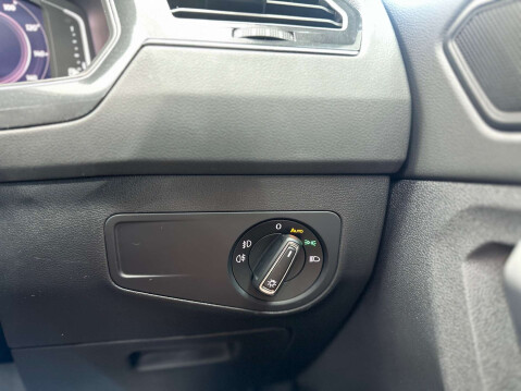 Volkswagen Tiguan 2.0 Tiguan R-Line TDI Semi-Auto 5dr 22