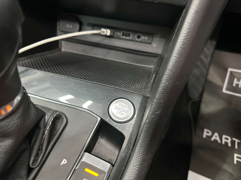 Volkswagen Tiguan 2.0 Tiguan R-Line TDI Semi-Auto 5dr 35
