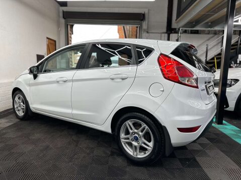 Ford Fiesta 1.0 Fiesta Zetec 5dr 10