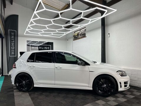 Volkswagen Golf 2.0 Golf R DSG 4WD 5dr 5