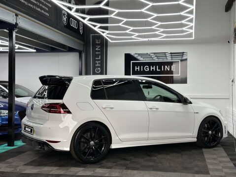 Volkswagen Golf 2.0 Golf R DSG 4WD 5dr 14