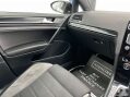 Volkswagen Golf 2.0 Golf R DSG 4WD 5dr 39