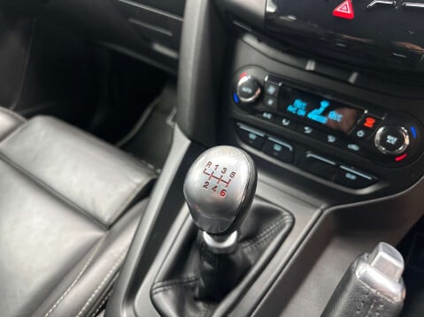 Ford Focus 2.0 Focus ST-3 T 5dr 33