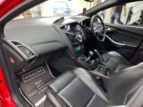 Ford Focus 2.0 Focus ST-3 T 5dr 36
