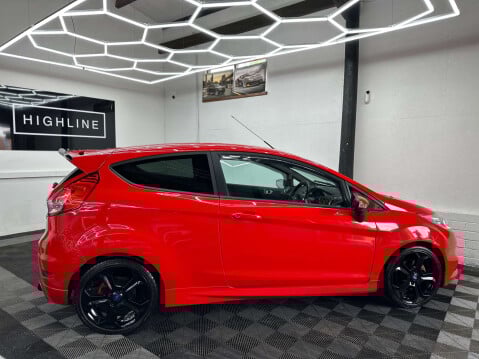 Ford Fiesta 1.6 Fiesta ST-2 T 3dr 6
