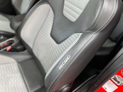 Ford Fiesta 1.6 Fiesta ST-2 T 3dr 33