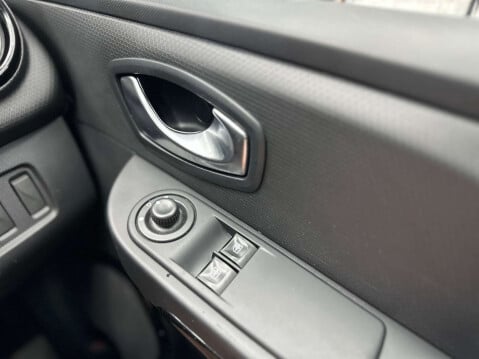 Renault Clio 1.1 Clio Dynamique Nav 16v 5dr 19