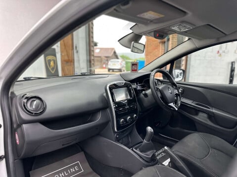 Renault Clio 1.1 Clio Dynamique Nav 16v 5dr 27