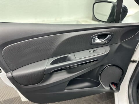 Renault Clio 1.1 Clio Dynamique Nav 16v 5dr 30
