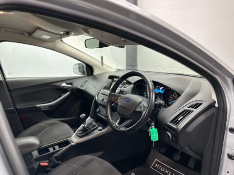 Ford Focus 1.5 Focus Zetec TDCI 5dr 13