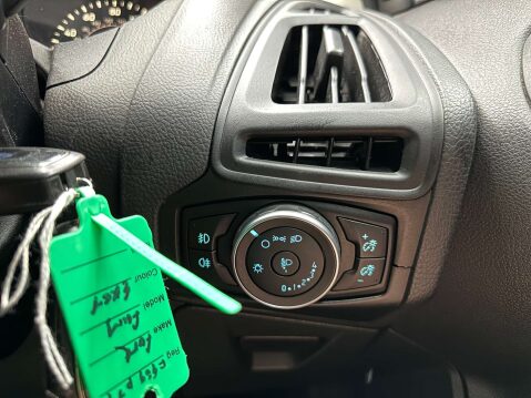 Ford Focus 1.5 Focus Zetec TDCI 5dr 16