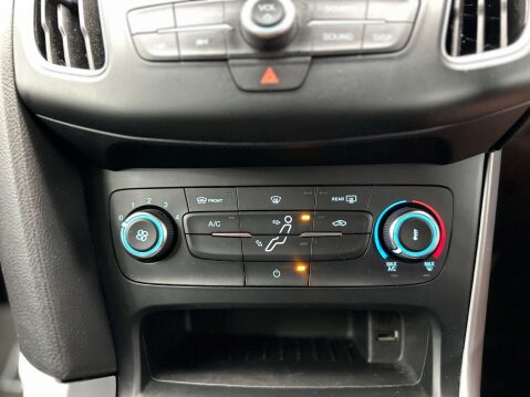 Ford Focus 1.5 Focus Zetec TDCI 5dr 19