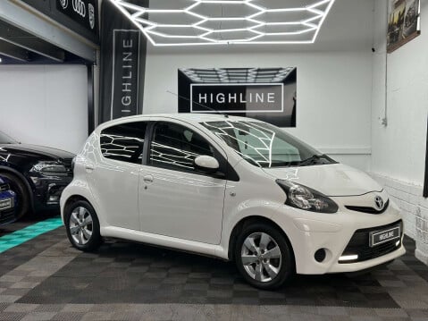 Toyota Aygo 1.0 Aygo Move with Style VVT-i 5dr 1