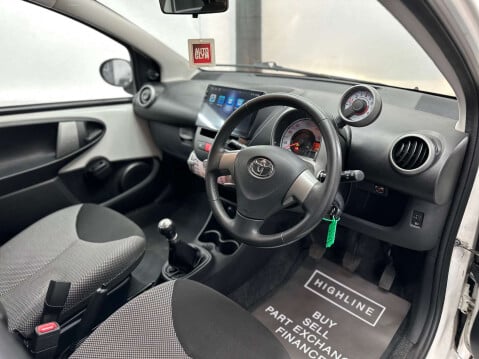 Toyota Aygo 1.0 Aygo Move with Style VVT-i 5dr 12