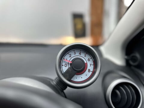 Toyota Aygo 1.0 Aygo Move with Style VVT-i 5dr 16